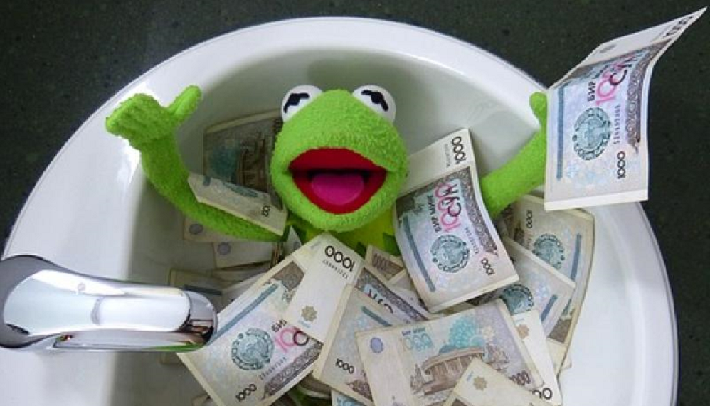 Kermit in the money bath